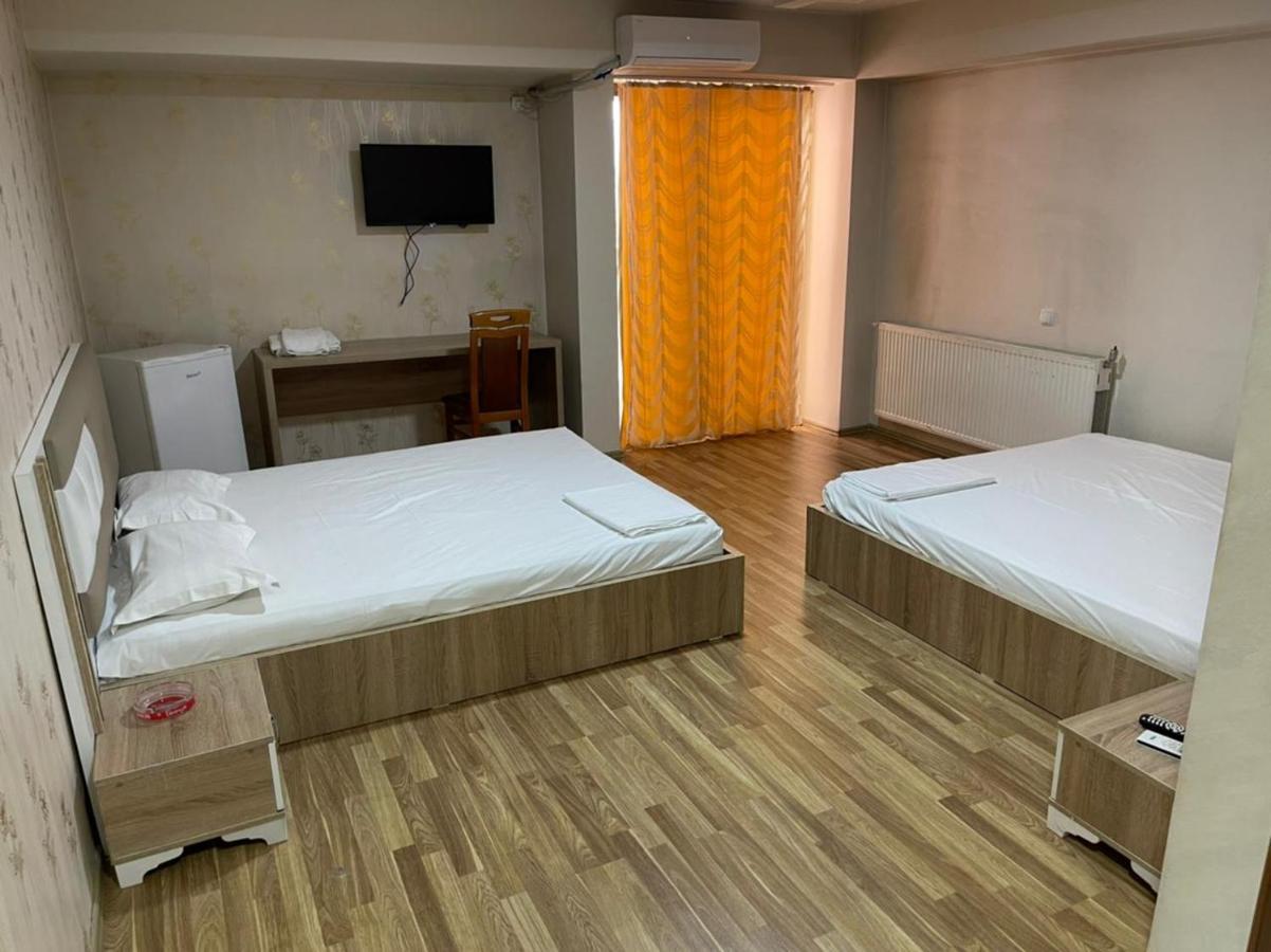 Hotel Pashtriku Gjakova Экстерьер фото