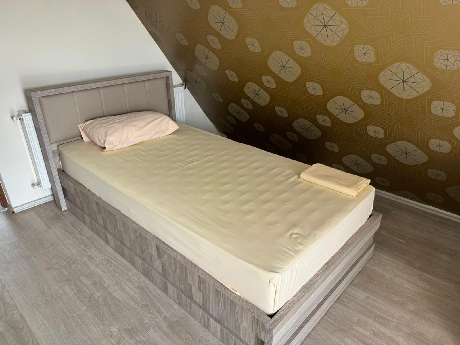 Hotel Pashtriku Gjakova Экстерьер фото