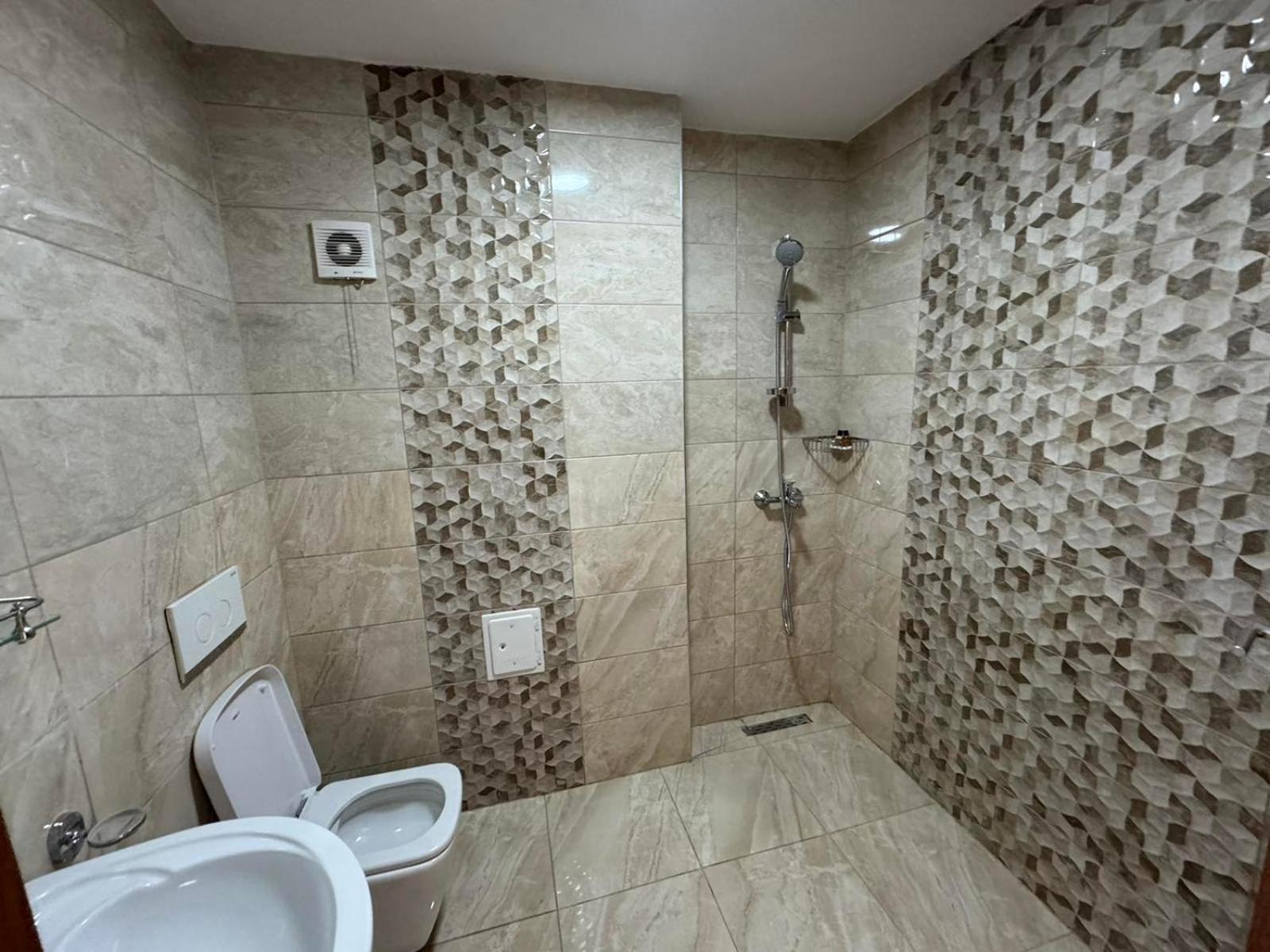 Hotel Pashtriku Gjakova Экстерьер фото