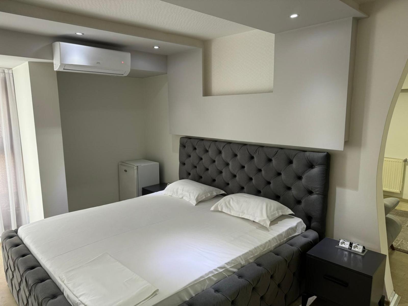 Hotel Pashtriku Gjakova Экстерьер фото